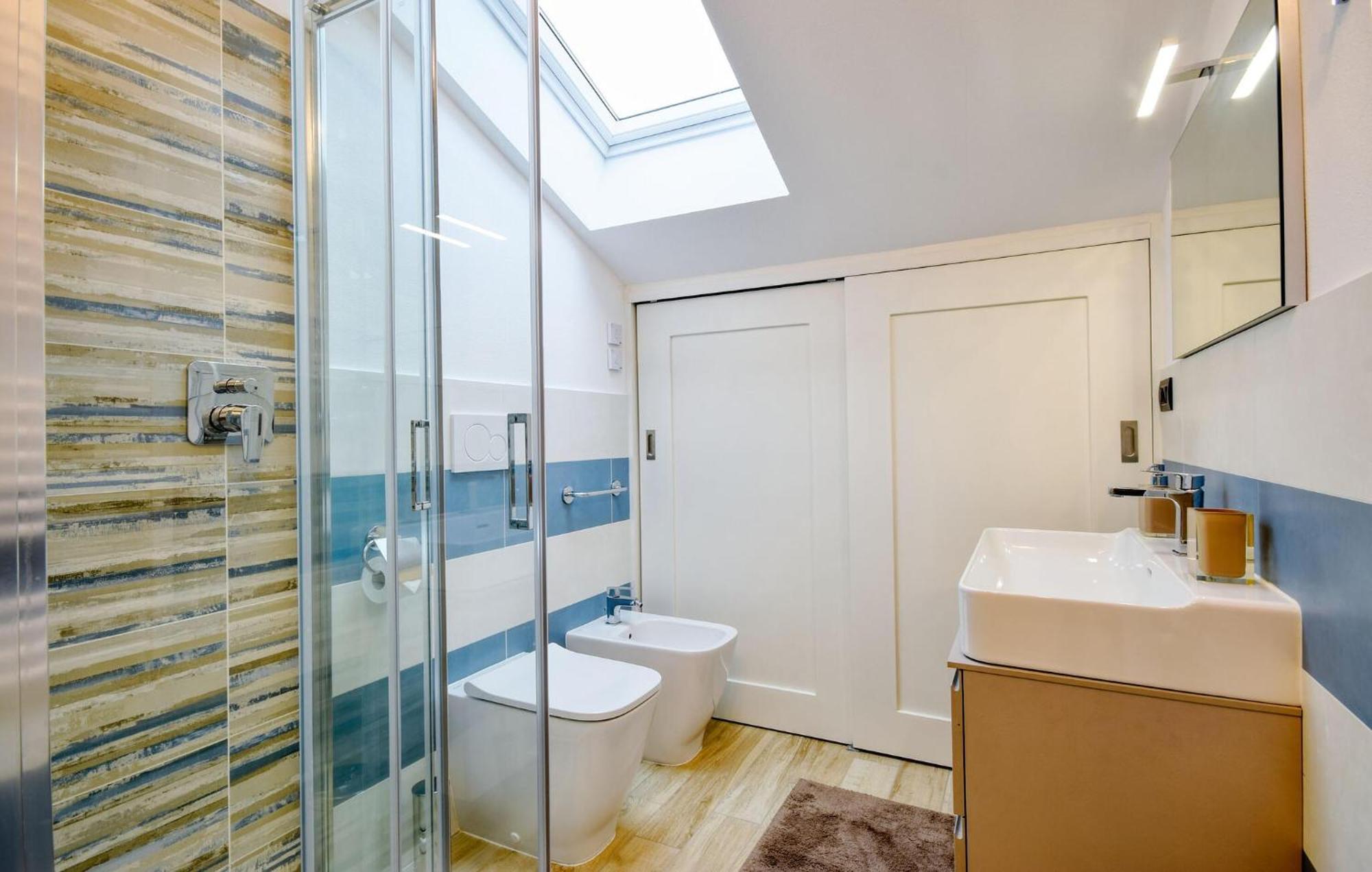 Beautiful Apartment In Moneglia With Kitchen ภายนอก รูปภาพ