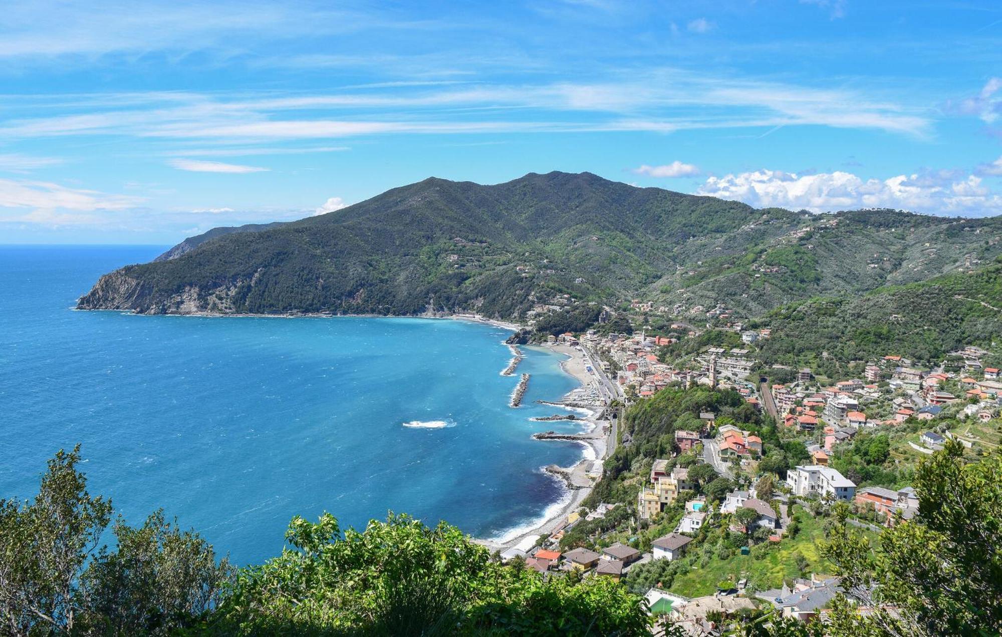 Beautiful Apartment In Moneglia With Kitchen ภายนอก รูปภาพ